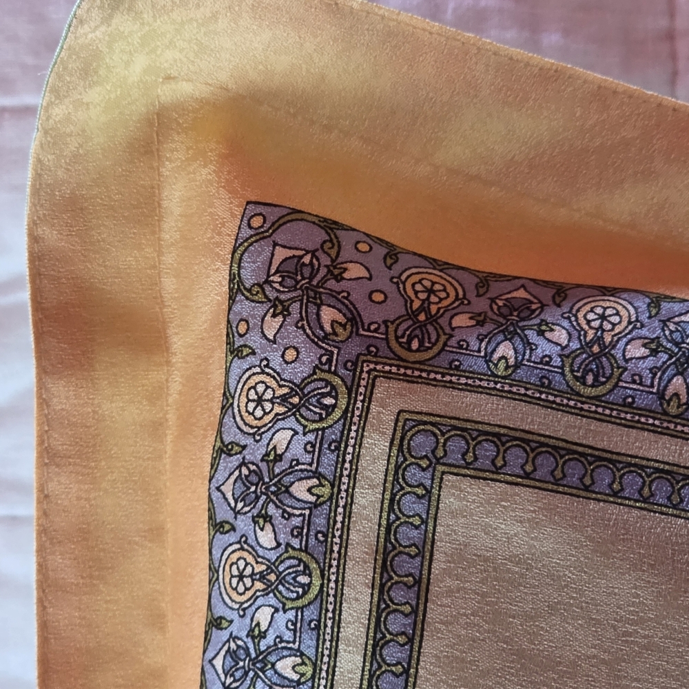 Jim Thompson Elephant Design Silk Pillow - Picture 4 of 11